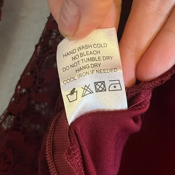 Lovers and‎ Friends Eve Lace Open Black Long Sleeve Romper Cranberry Red Size XS - Picture 11 of 11